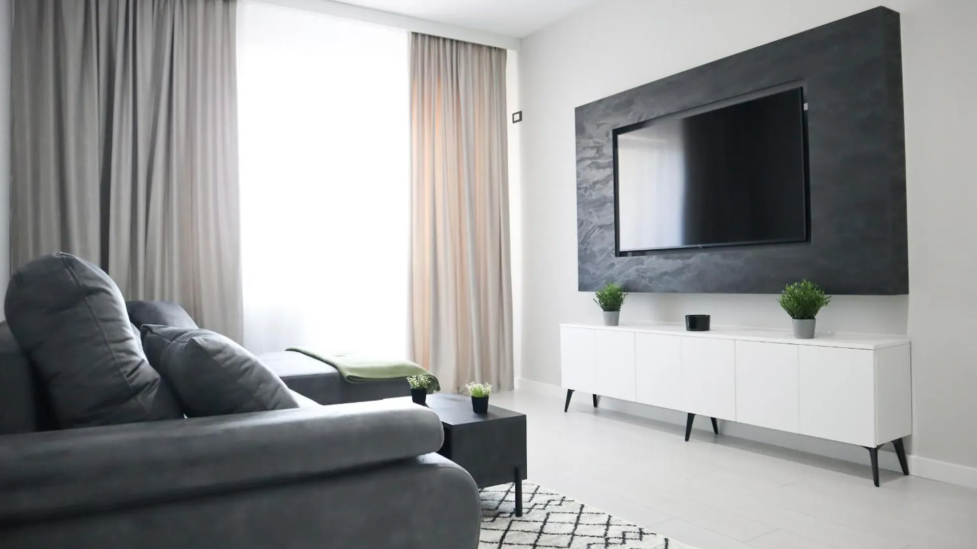Karimi Apartment - Grand Kristal Residence Bucuresti