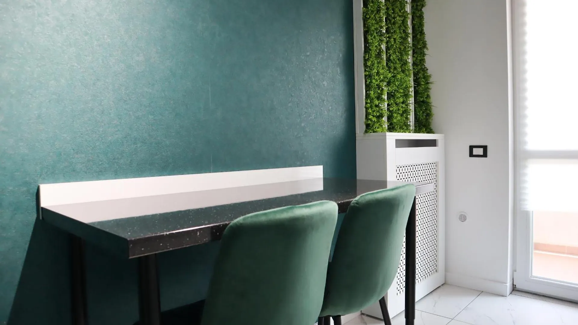 Karimi Apartment - Grand Kristal Residence Bucuresti  Bucharest